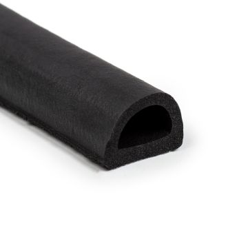 Joint en D caoutchouc cellulaire 21x15mm noir avec adhésif (50m)