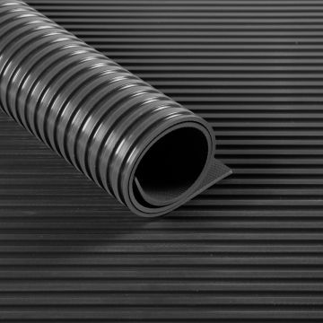 Tapis cannelé noir 5 mm (largeur 140 cm)