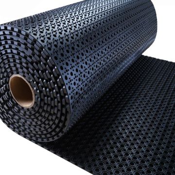 Caillebotis caoutchouc petit trous en rouleaux 13 mm (100x900 cm)